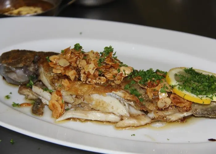 Πανσιόν Zur Post 3*